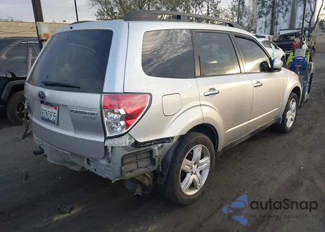 2010 Subaru Forester 2.5X Premium z USA, uszkodzony, nr VIN JF2SH6CC2AH777763